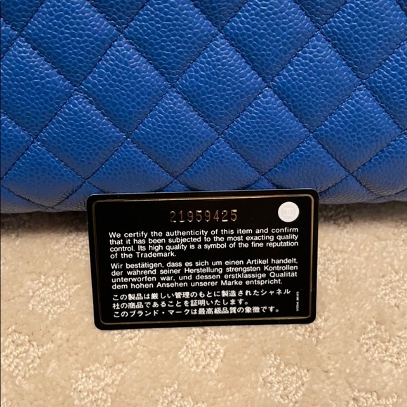 ***SOLD***New Chanel clutch - Picture 4 of 4